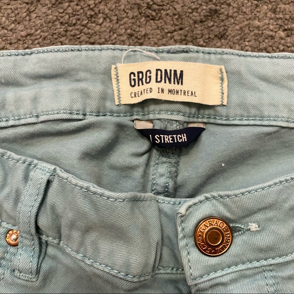 Robin’s Egg blue skinny jeans - Picture 3 of 9
